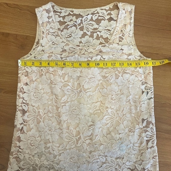 DOLCE & GABBANA 2pc lace sleeveless blouse in orange - Picture 14 of 16